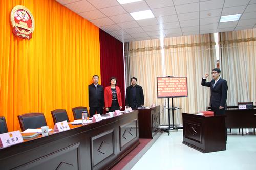 北屯市人大常委会召开第二十二次会议2 北屯市人大常委会召开第二十二次会议2