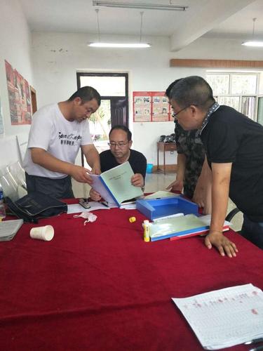 帮助连队“两委”规范基础台账