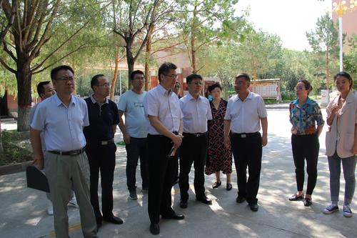 兵团考核验收组在北屯中学
