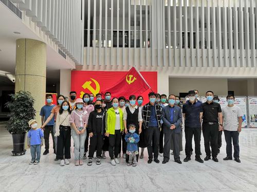 合唱《我和我的祖国》