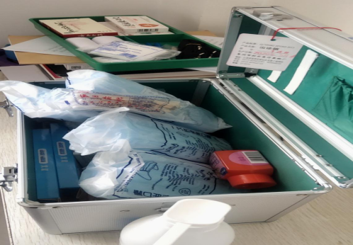 “内容丰富”的小药箱