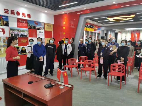 赴188团星海社区进行党史学习教育1