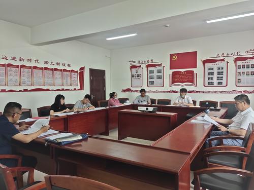 召开局长走流程座谈会