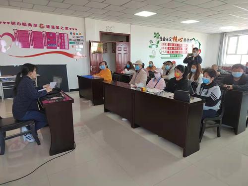 师市残联在182团进行法制宣讲