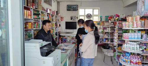 走访181团家庭