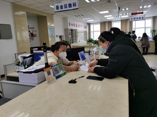 十师：社保“无声”服务暖人心