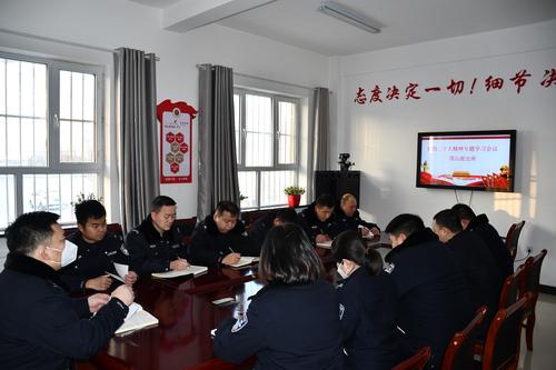 顶山派出所狠抓“三项练兵”扎实开展好“大学习、大练兵、大提升”活动1