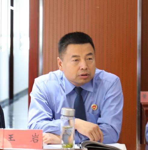 分院党组成员、副检察长王岩作讲话