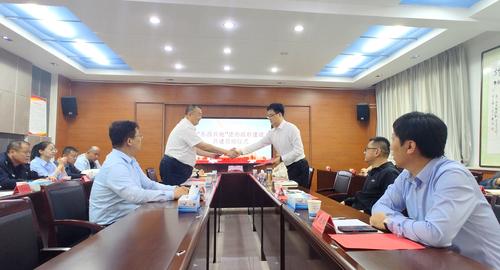 “东西兵地”法治政府建设共建启动仪式现场