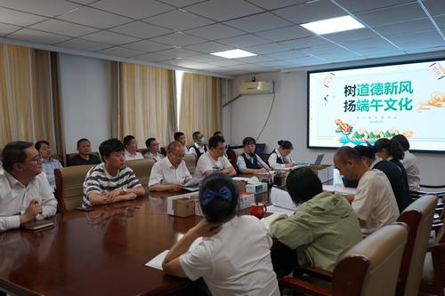 图为“端午小讲堂”开讲现场