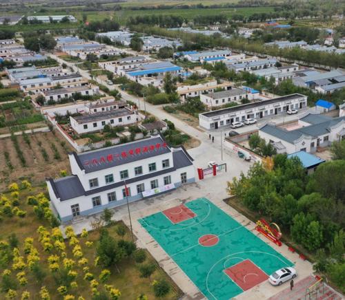 一八八团连队建设（师市史志办  供图）