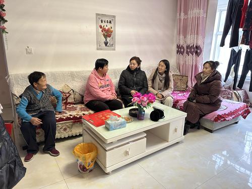 慰问低保户