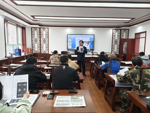 师市书法家协会主席盛兴福授课