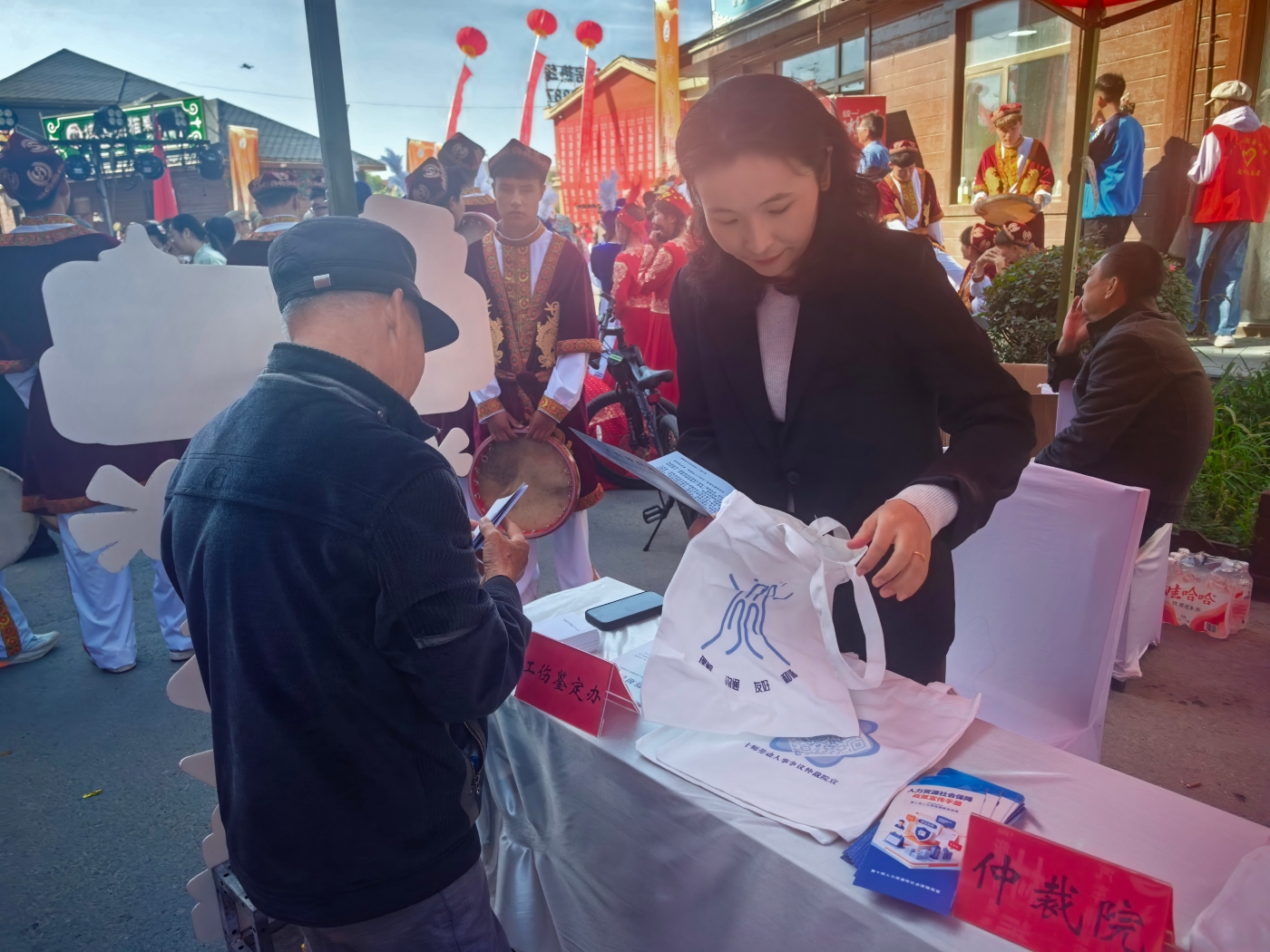 政策宣讲现场照片