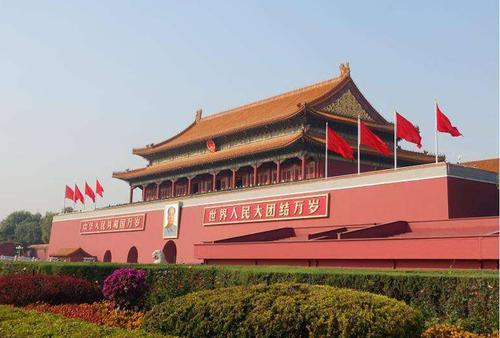 六集大型政论专题片《大国外交》